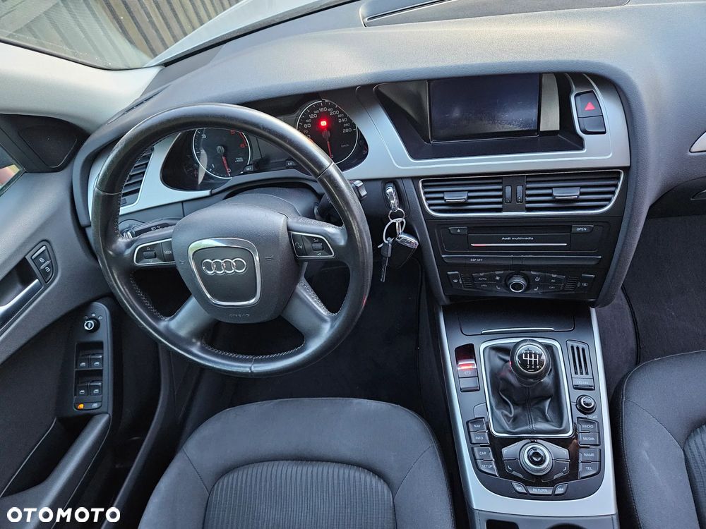 Audi A4 Avant 2.0 TDI DPF Ambition - 6