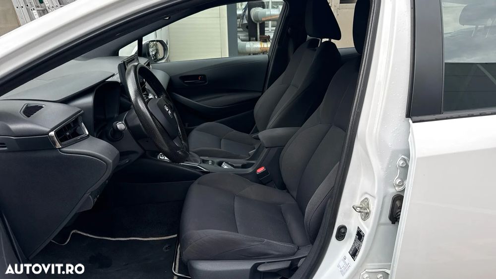 Toyota Corolla 1.8 HSD Eco - 14