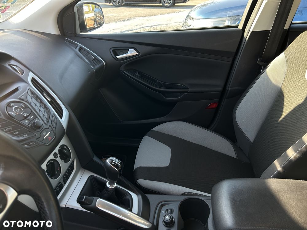 Ford Focus 1.6 EcoBoost Start-Stopp-System Champions Edition - 14