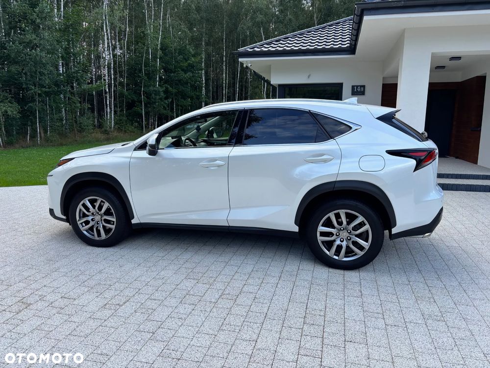 Lexus NX 200t Prestige AWD - 3