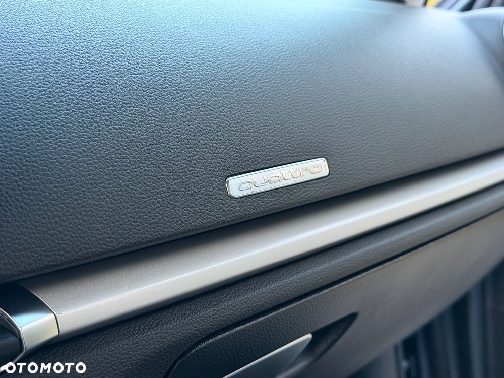 Audi A3 Sportback 1.8 TFSI Quattro Attraction S tronic - 35