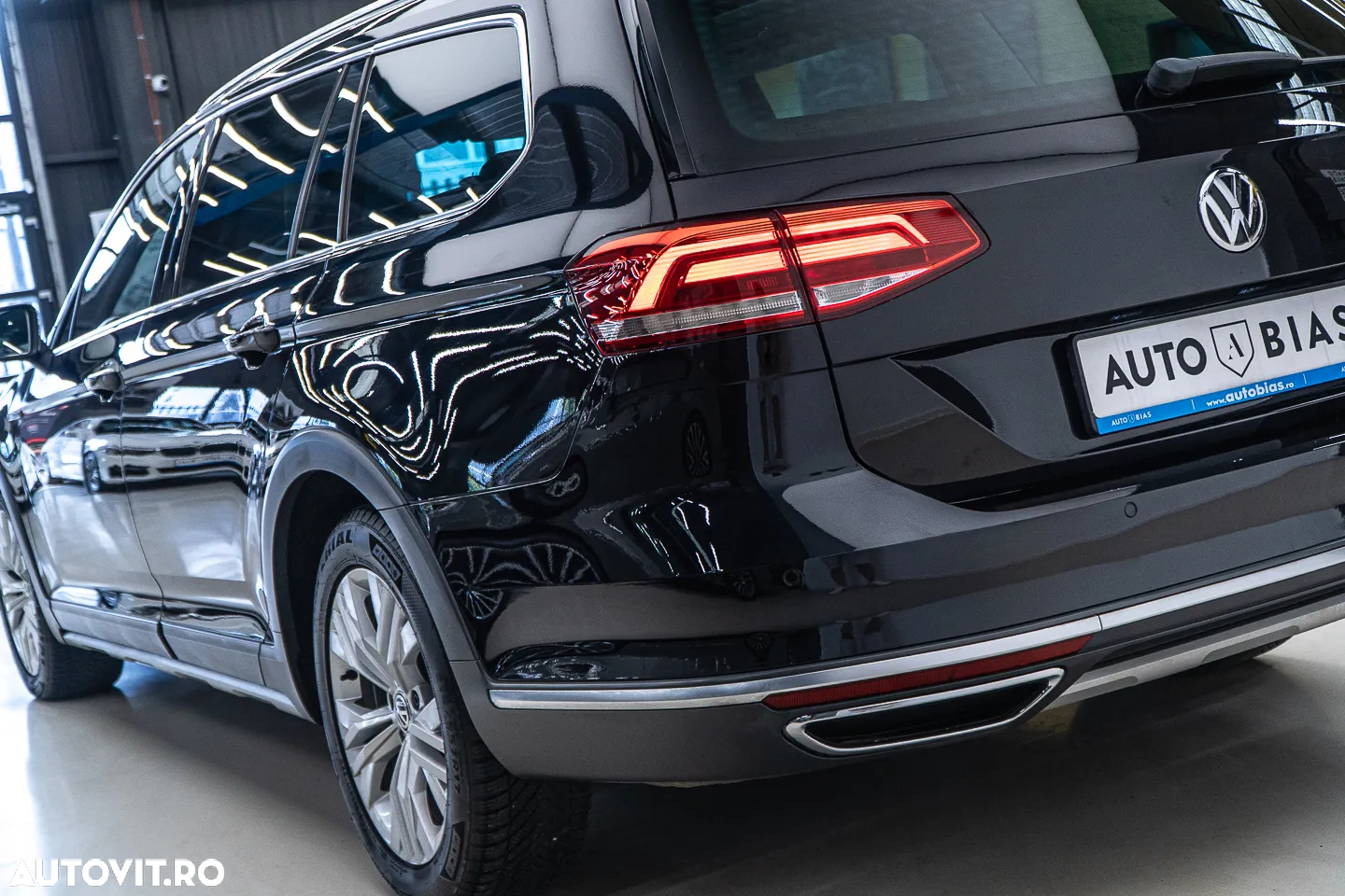 Volkswagen Passat Alltrack 2.0 TDI SCR 4Motion DSG (BMT) - 31