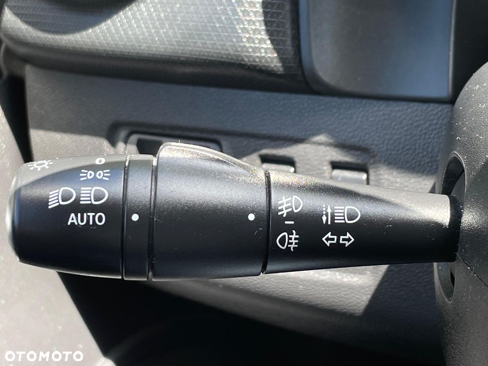 Renault Clio Energy dCi 90 Start & Stop LIMITED - 25