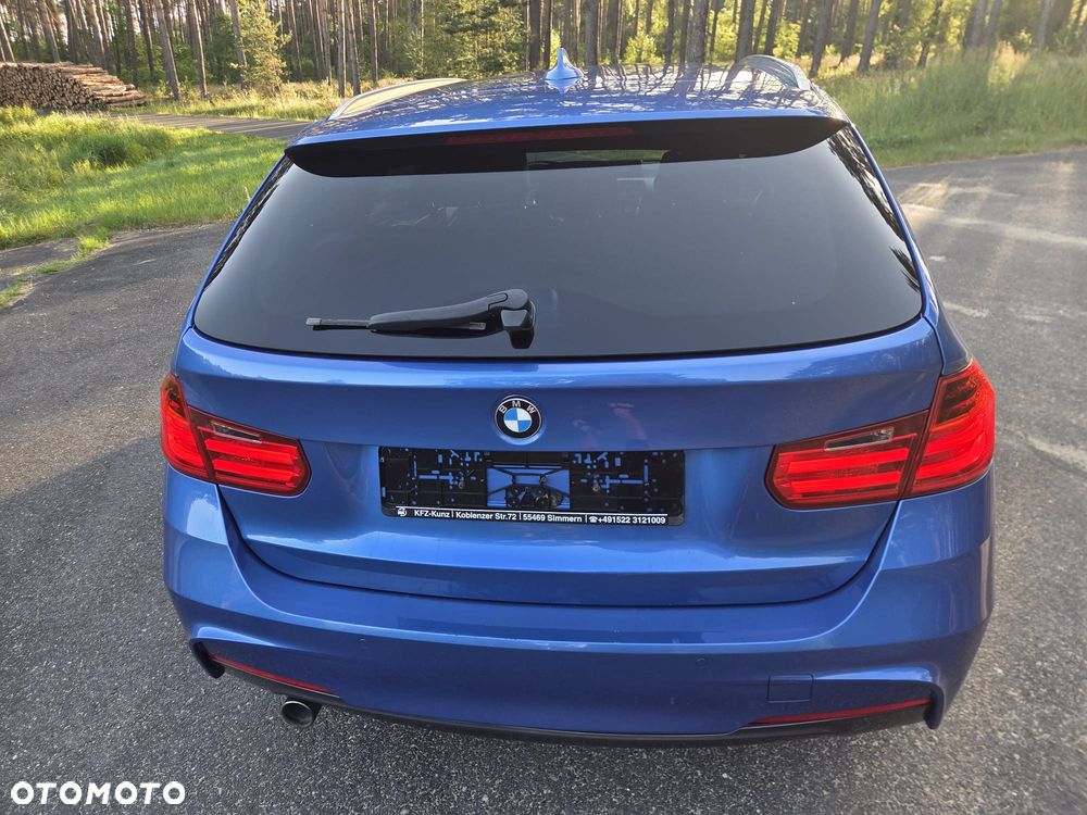 BMW Seria 3 320d - 5