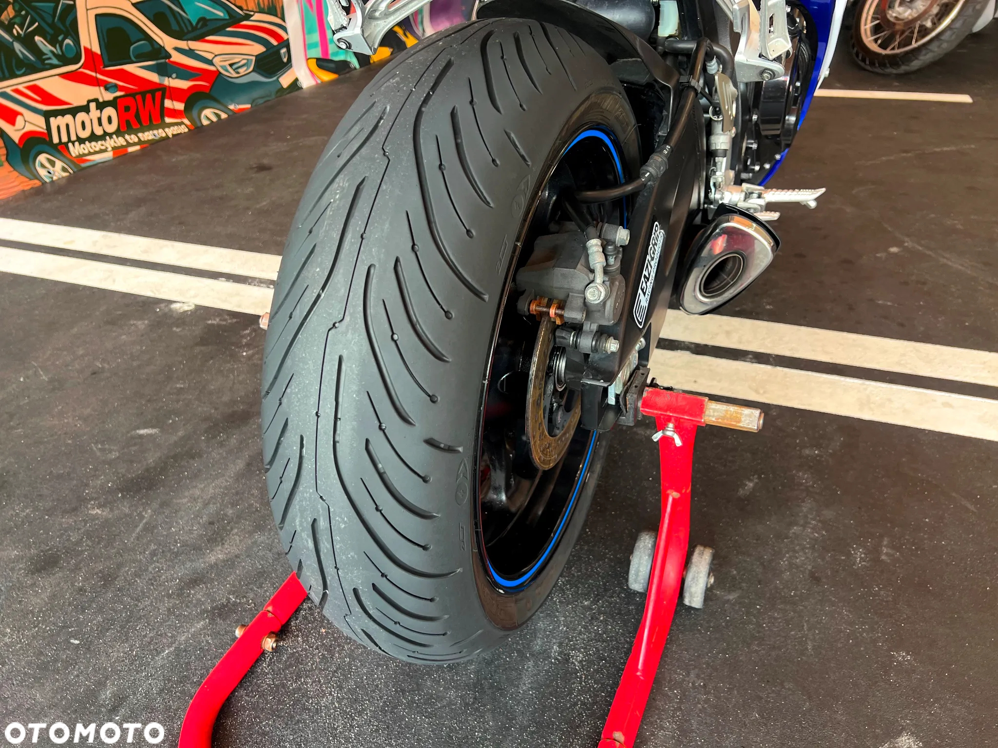Suzuki GSX-R - 29