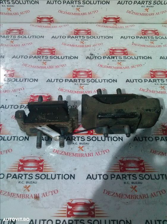 tampon motor iveco daily 2.3d an fabr. 2014 - 1