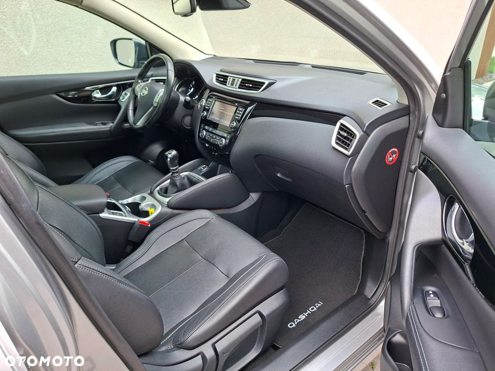 Nissan Qashqai 1.6 DIG-T Tekna+ - 19