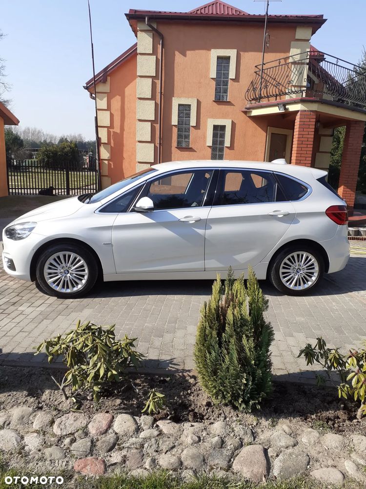 BMW Seria 2 216d Luxury Line - 1