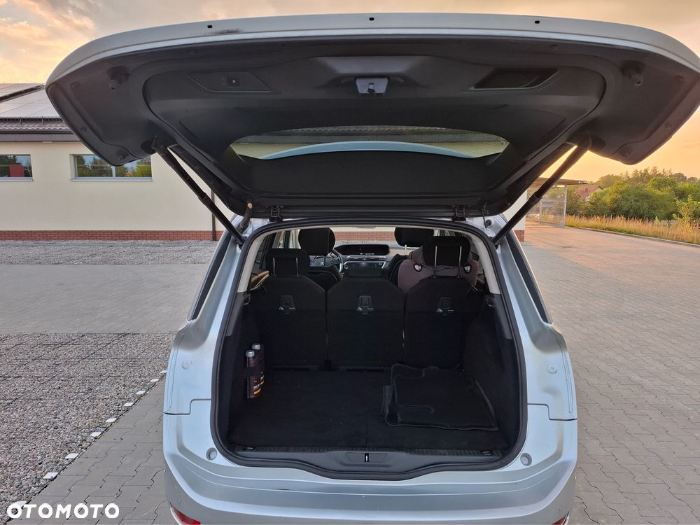 Citroën C4 Grand Picasso - 8