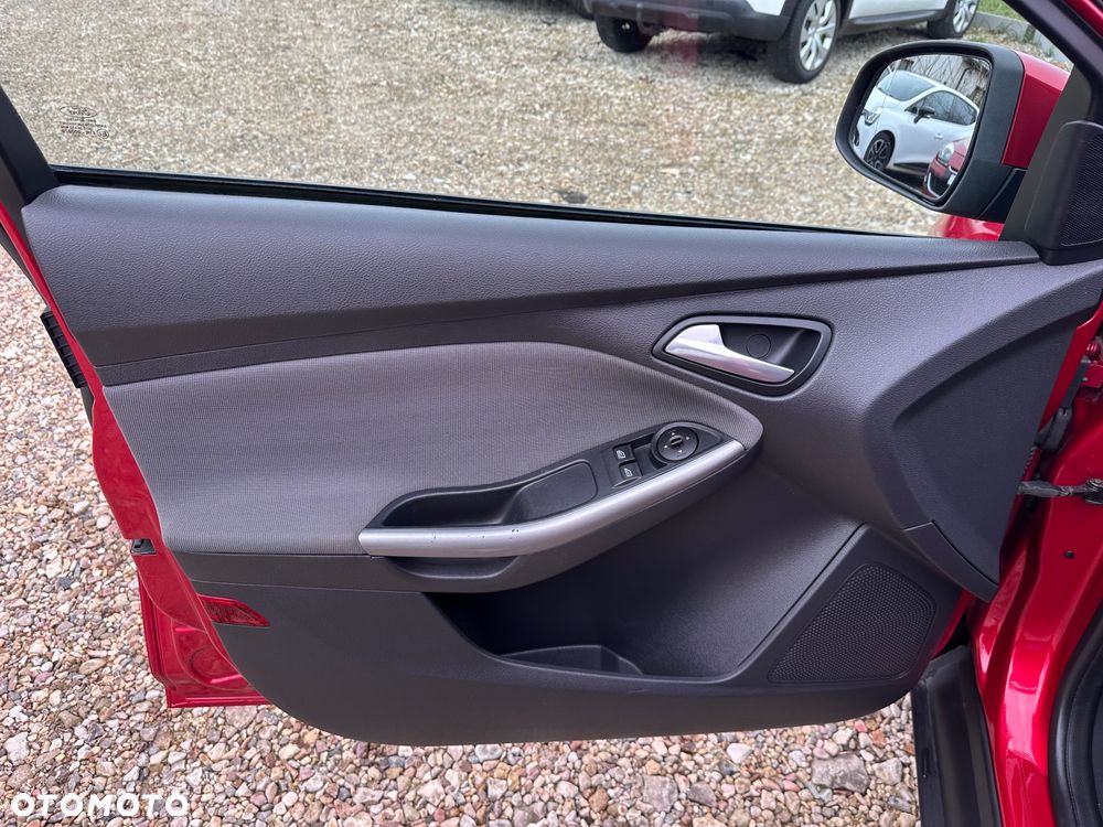 Ford Focus 1.6 TI-VCT Champions Edition - 18