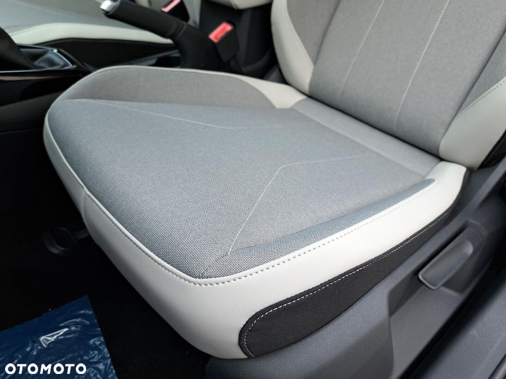 Volkswagen T-Cross - 12