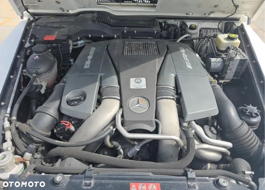 Mercedes-Benz Klasa G AMG 63 AMG SPEEDSHIFT 7G-TRONIC - 13