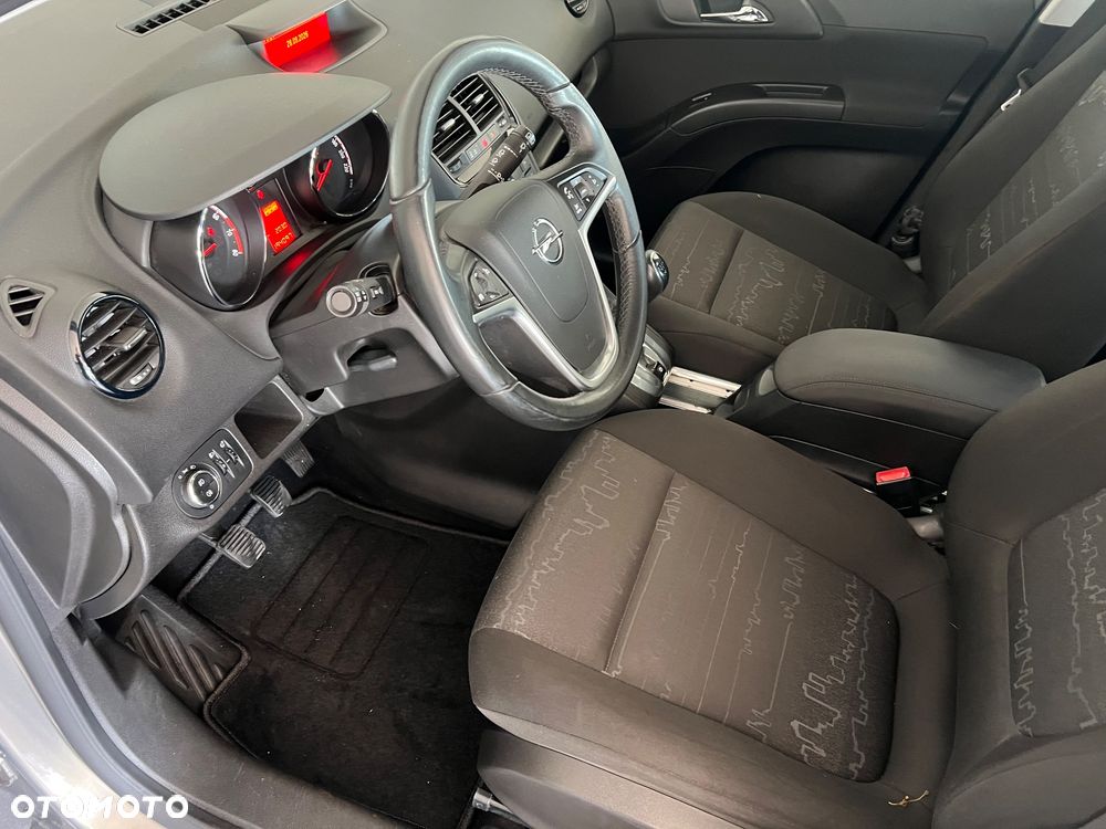 Opel Meriva - 12