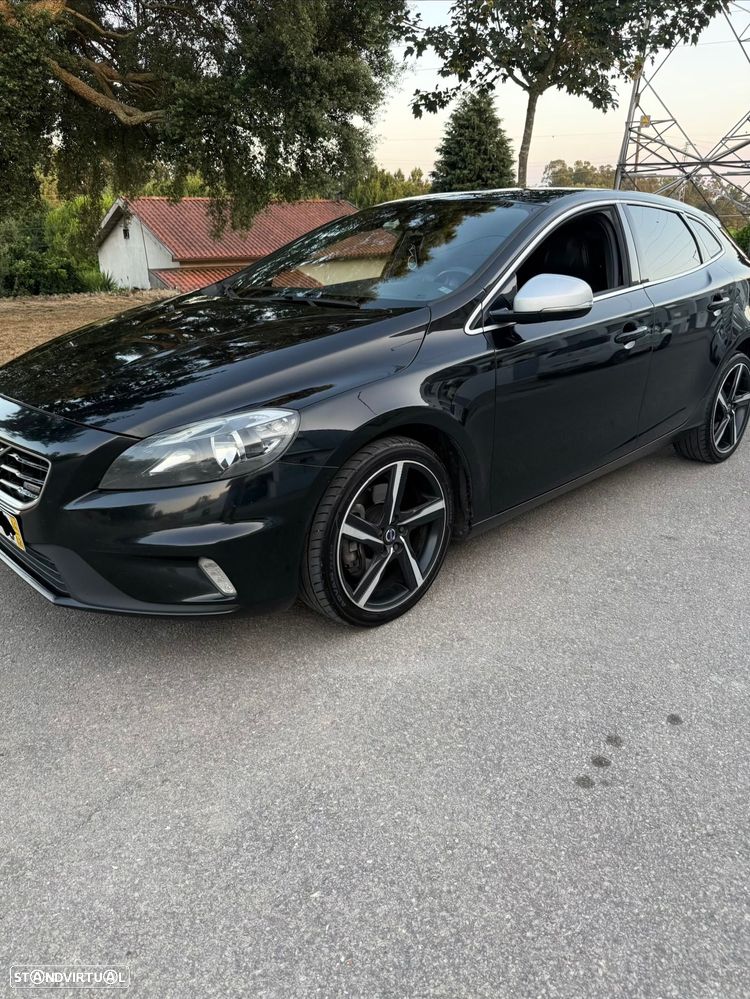 Volvo V40 D4 RDesign - 1