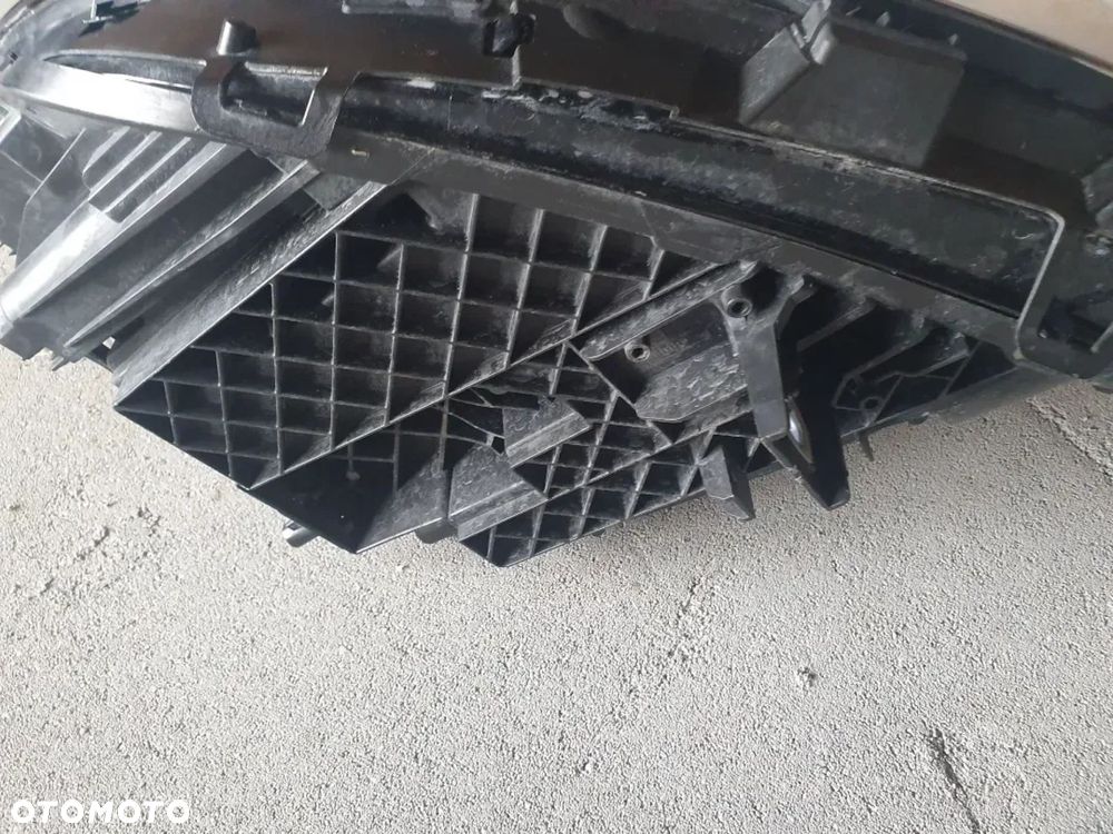 MERCEDES B-klasa W247 LAMPA Performance FULL LED - 4