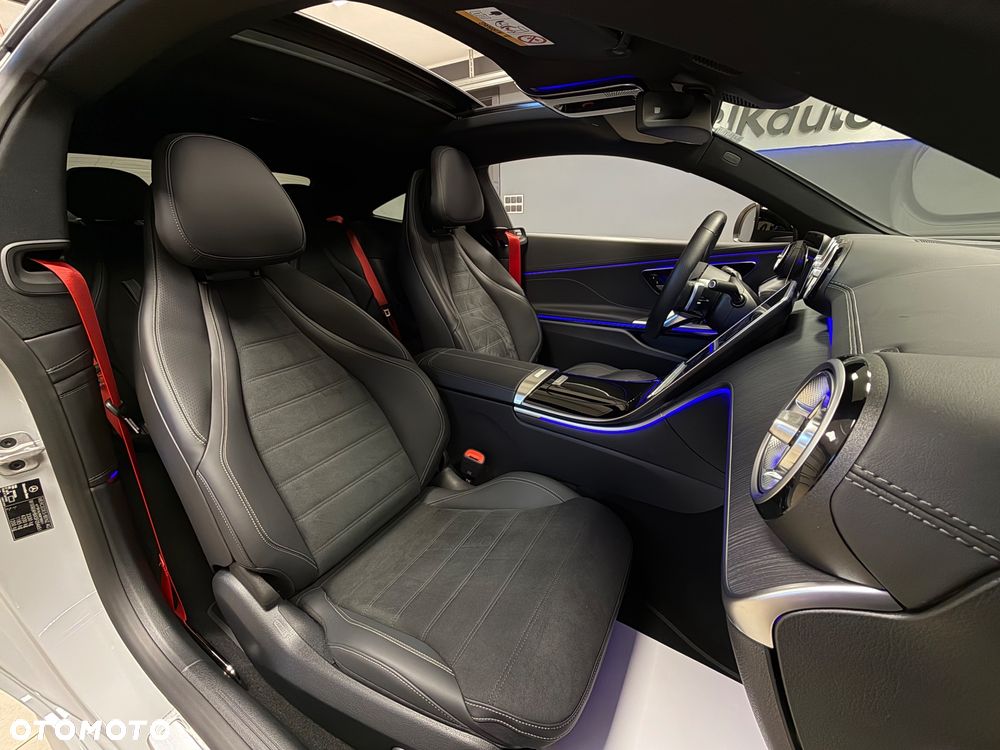 Mercedes-Benz CLE - 28