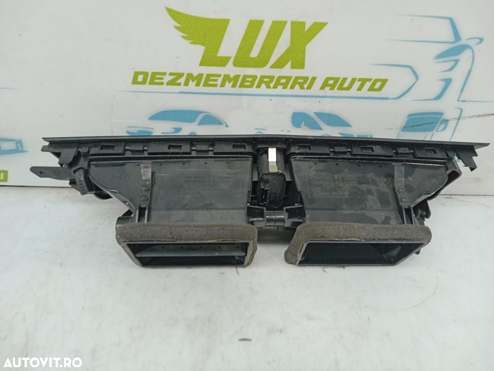 Grila ventilatie bord 64222991235 BMW X1 E84  [din 2009 pana  2012] - 2