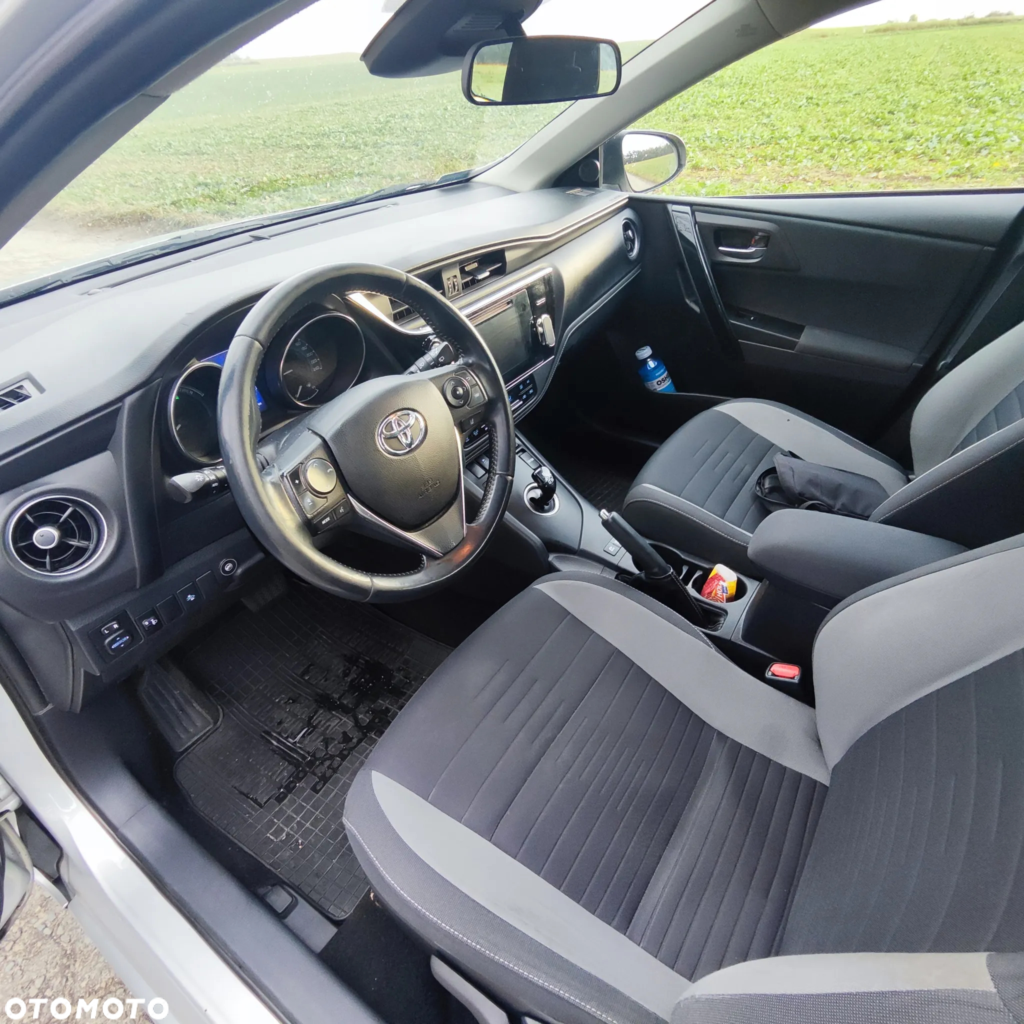Toyota Auris Hybrid 135 Active - 9
