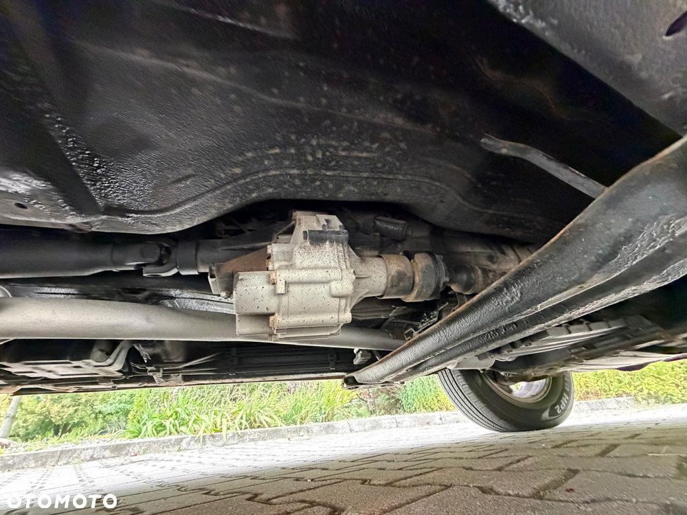 Suzuki Grand Vitara 2.0 De luxe - 24