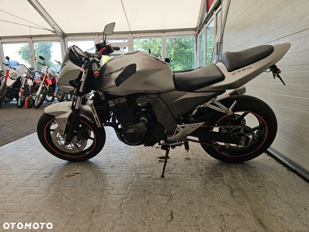 Kawasaki Z - 11