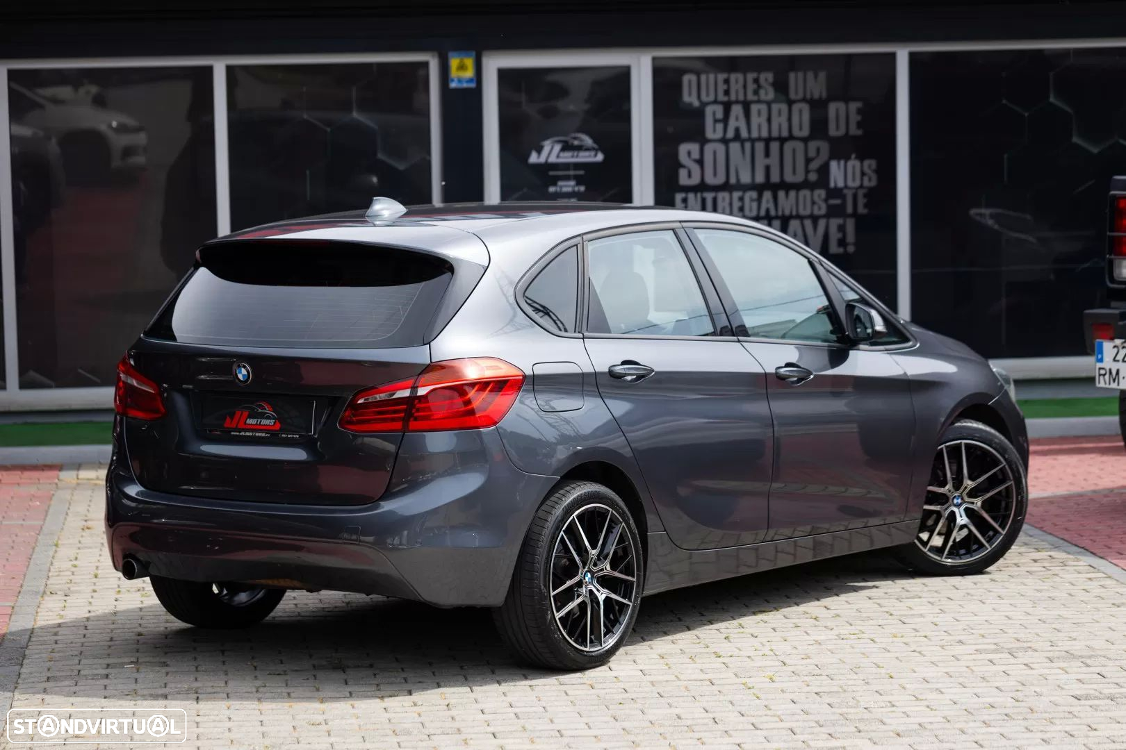 BMW 216 Active Tourer d - 26