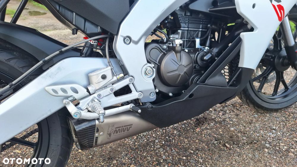 Aprilia RS - 7