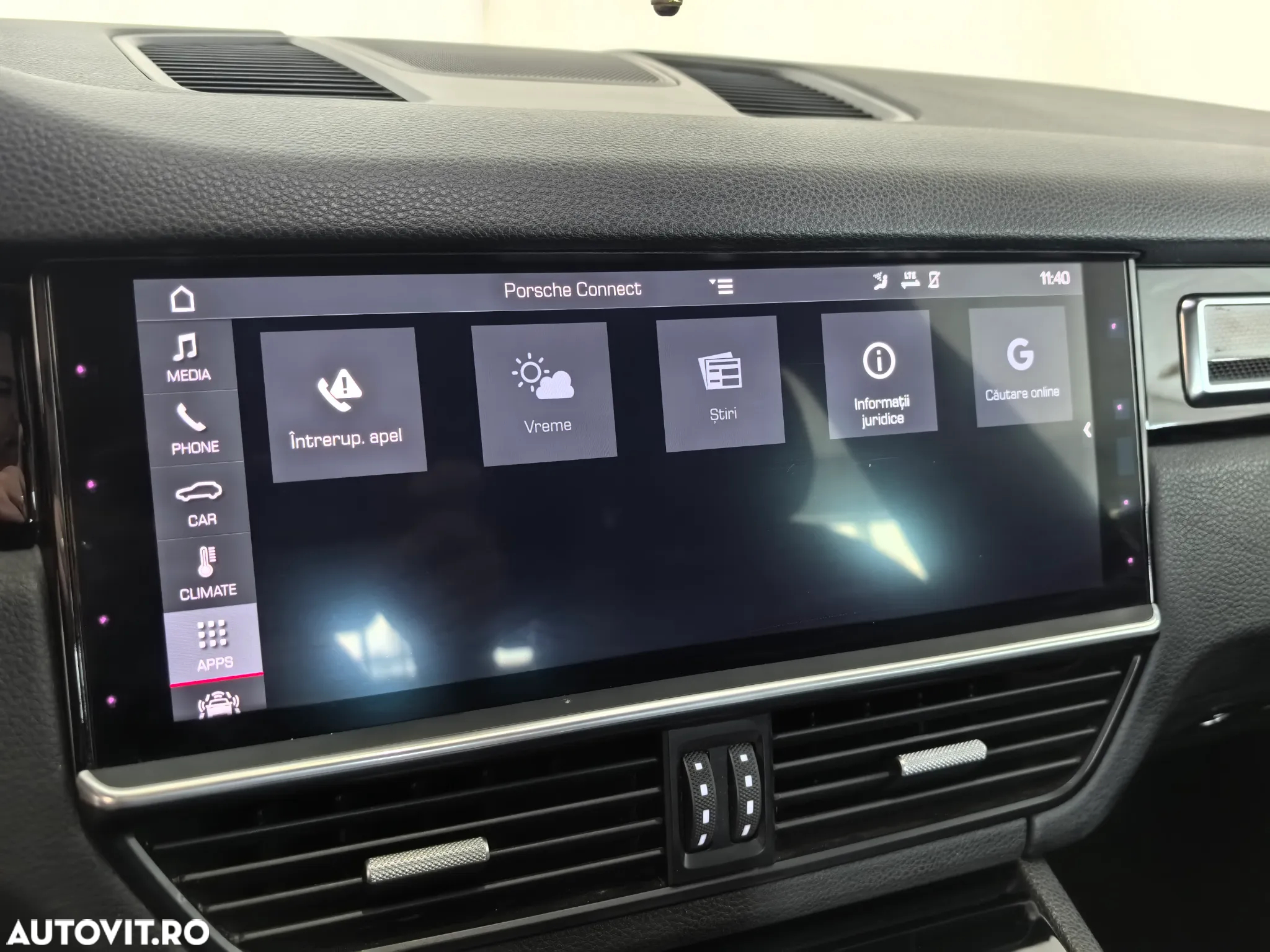 Porsche Cayenne - 25