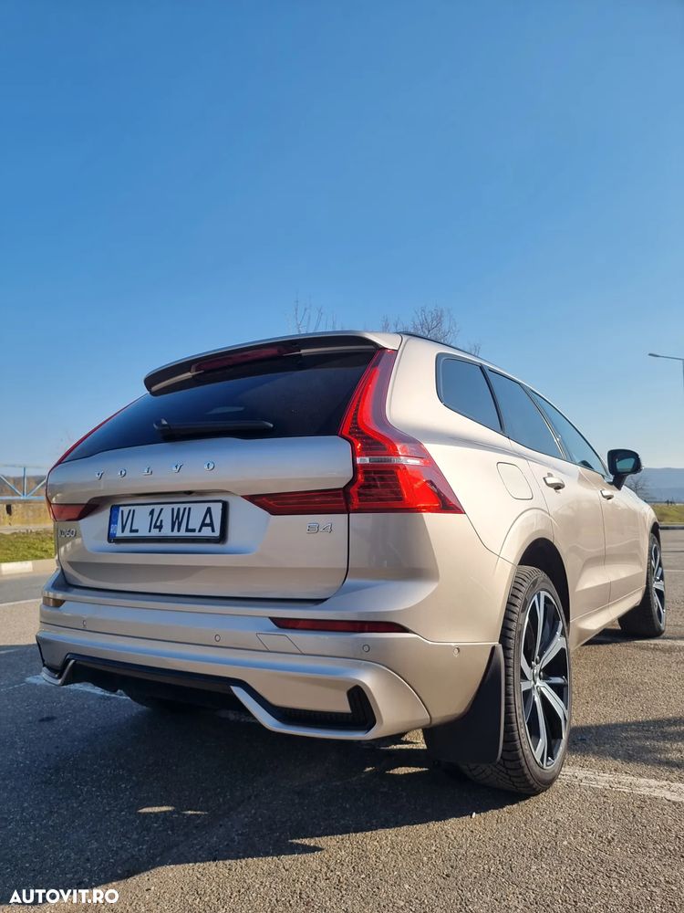 Volvo XC 60 B4 B Plus Dark - 6