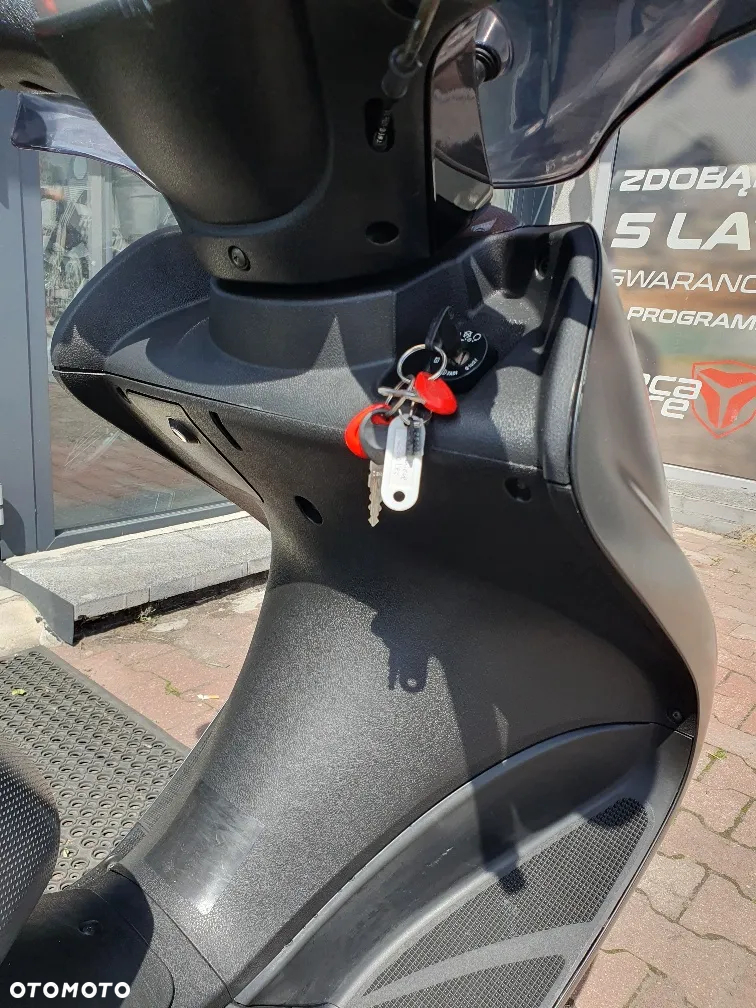 Yamaha Majesty - 18