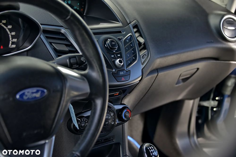 Ford Fiesta 1.25 Ambiente - 25