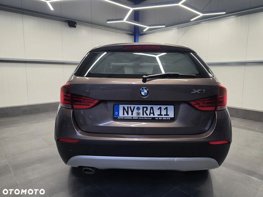 BMW X1 sDrive20d - 10