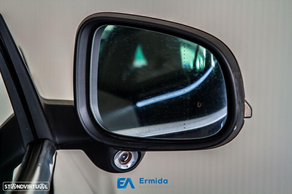 Volvo V60 2.0 D3 Momentum - 10