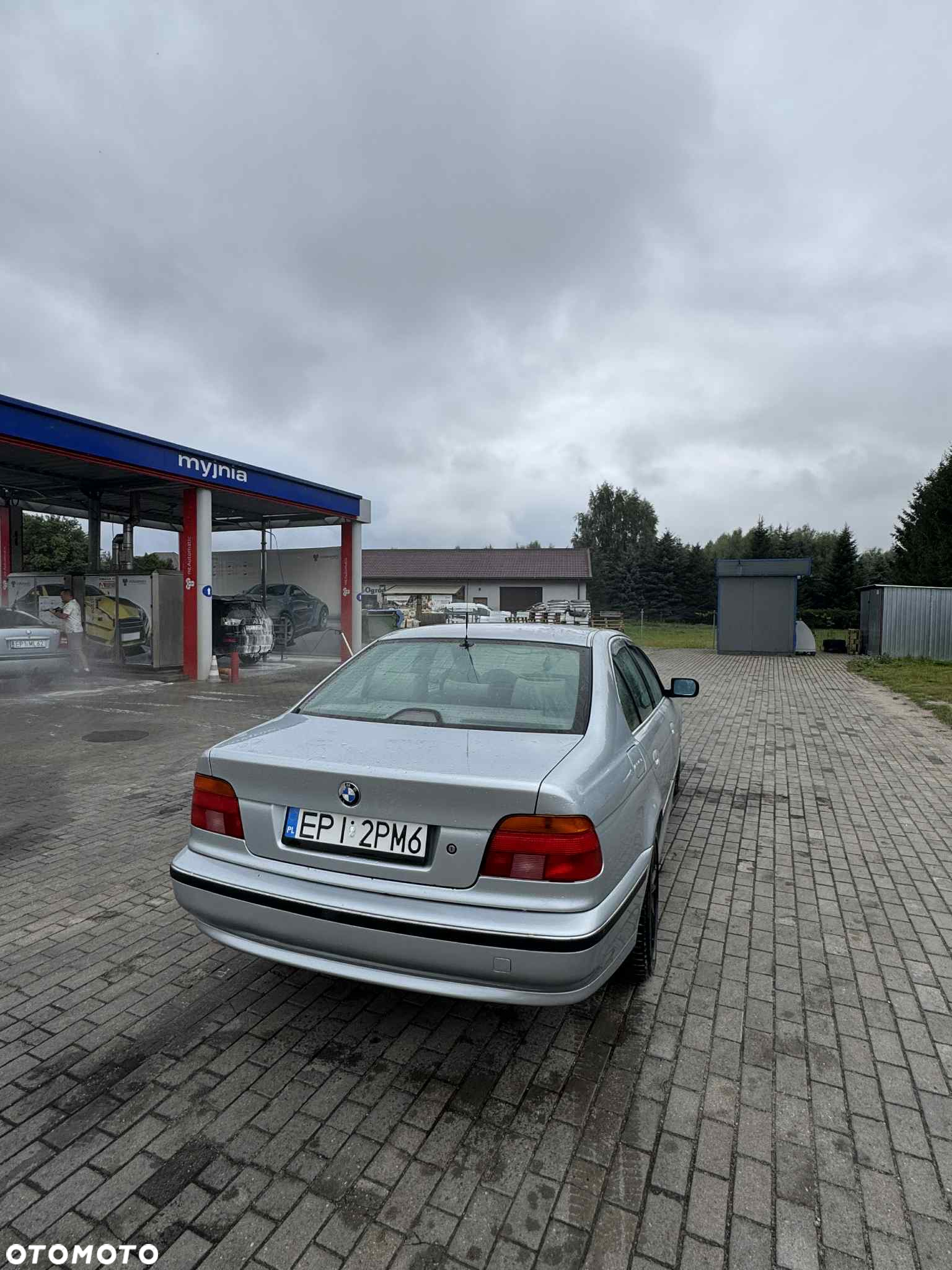 BMW Seria 5 520i - 6
