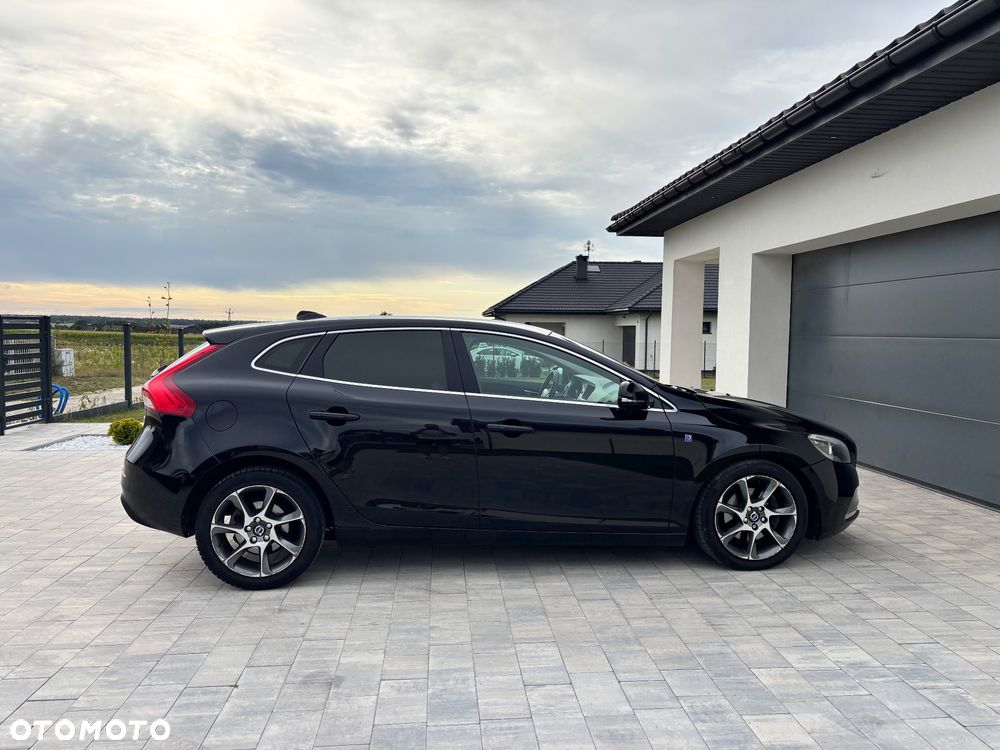 Volvo V40 D2 Ocean Race - 8