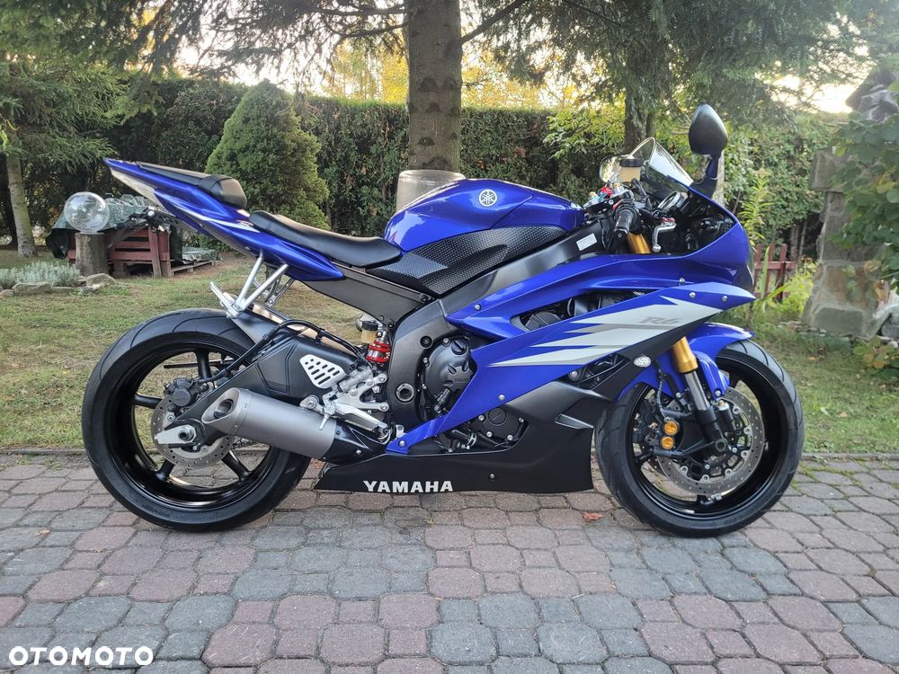 Yamaha R6
