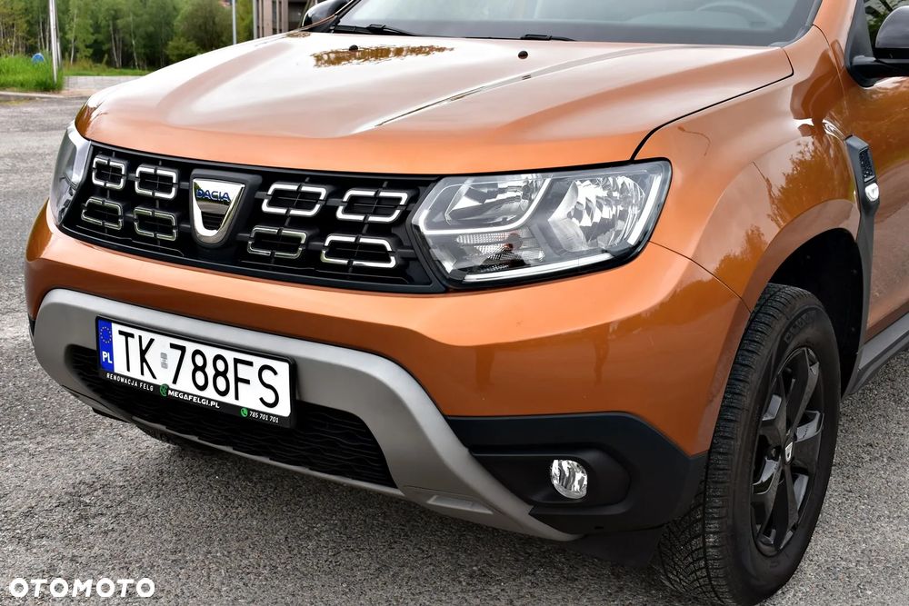 Dacia Duster 1.0 TCe SL Celebration - 13