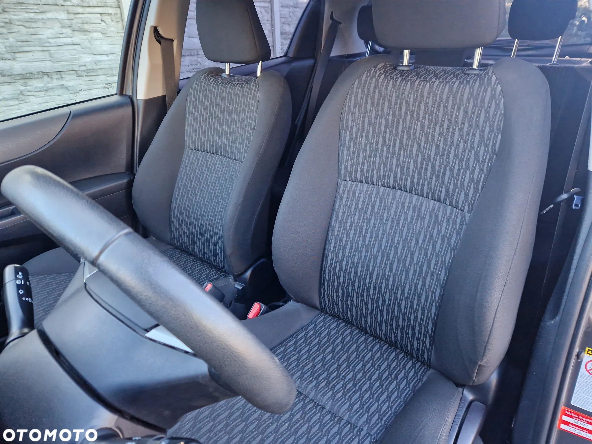 Toyota Yaris 1.33 VVT-i Cool - 11