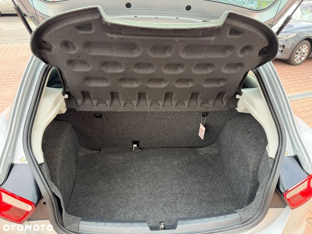 Seat Ibiza SC 1.2 12V Reference Viva - 26