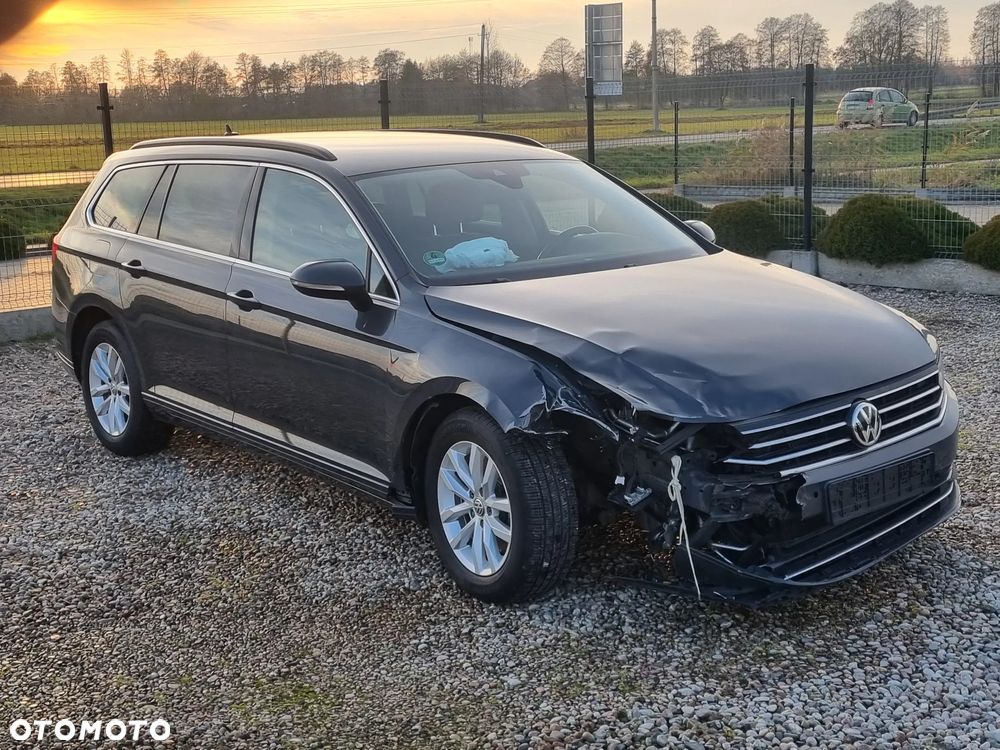 Volkswagen Passat Variant - 2