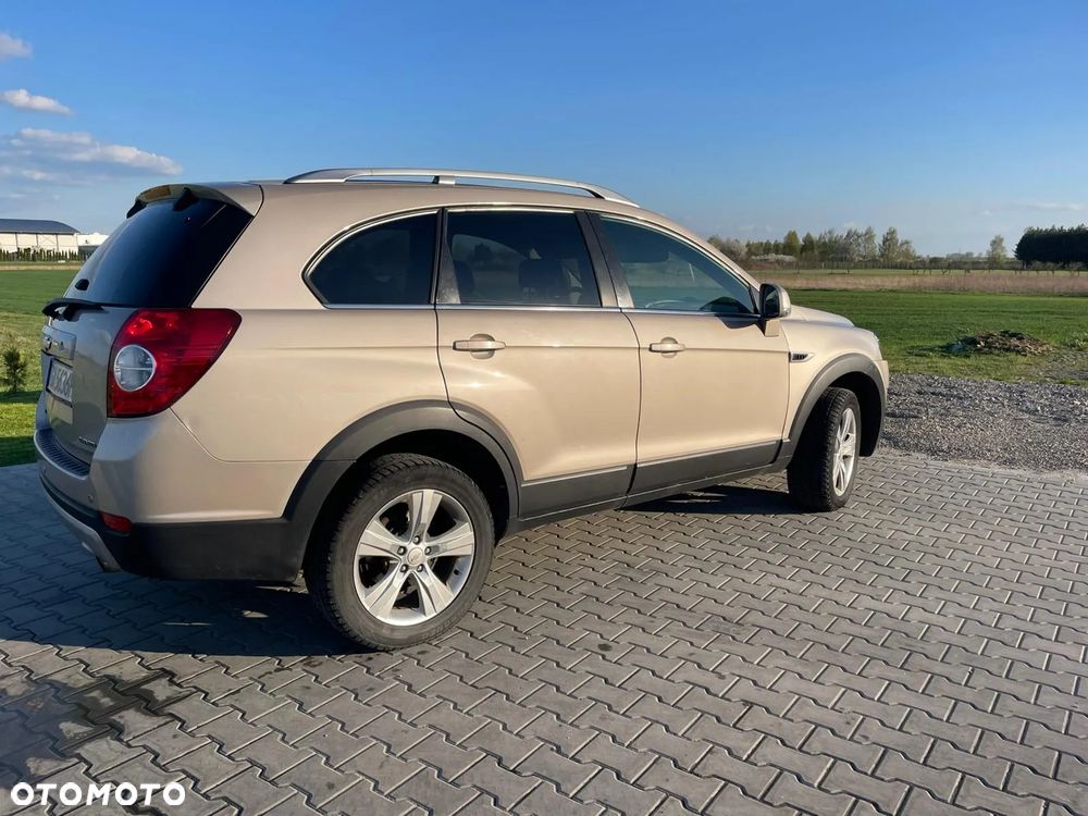 Chevrolet Captiva 2.2 D LT+ - 2