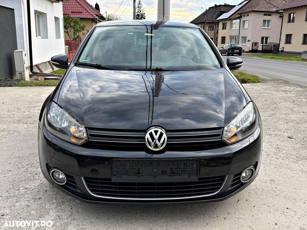 Volkswagen Golf - 25