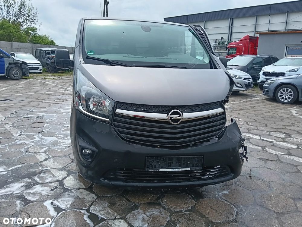 Opel Vivaro - 2