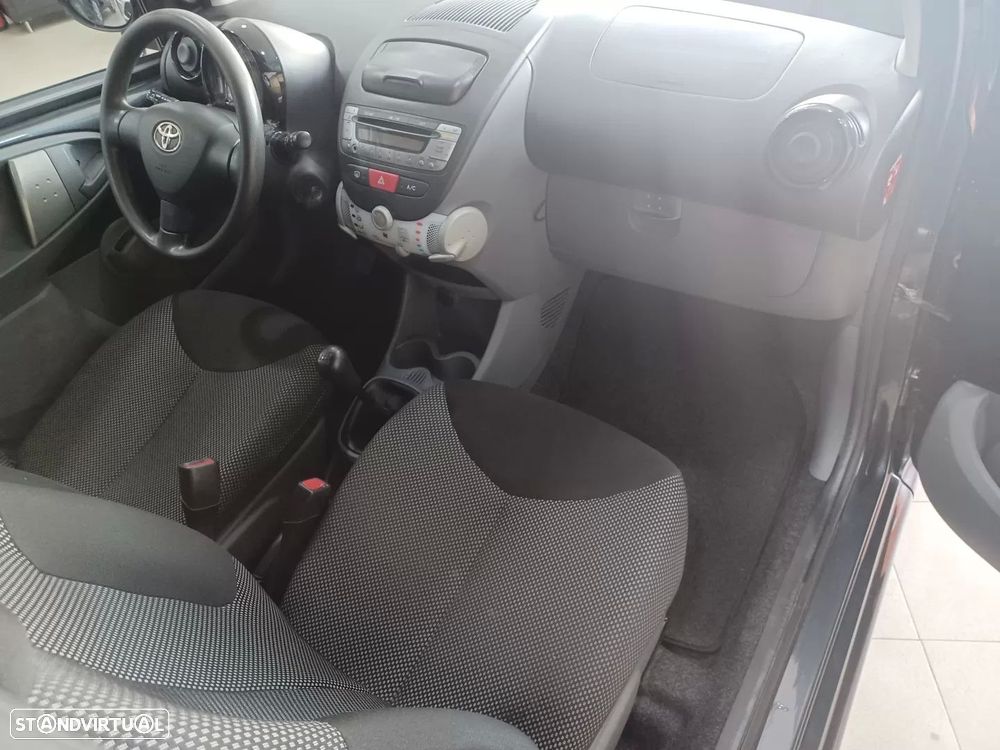 Toyota Aygo 1.0 Power Pack+AC+JLL - 19