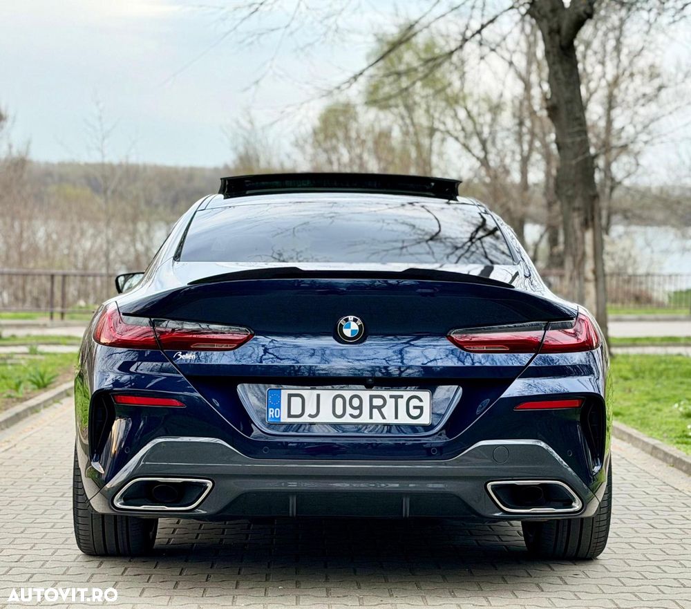 BMW Seria 8 - 11
