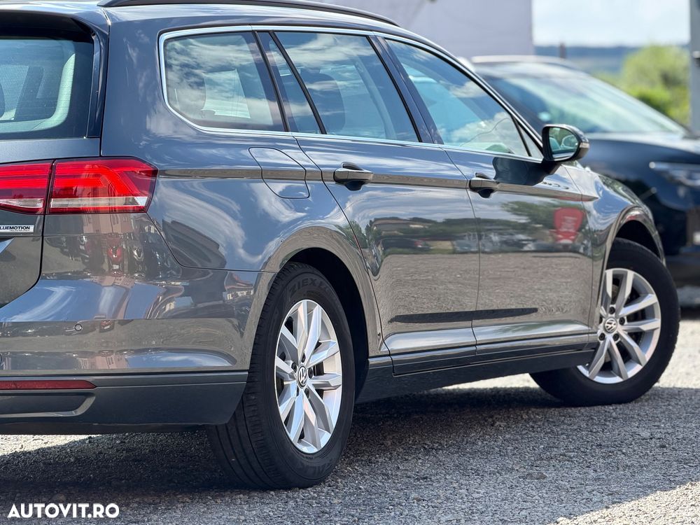 Volkswagen Passat 2.0 TDI SCR BlueMotion Comfortline - 11