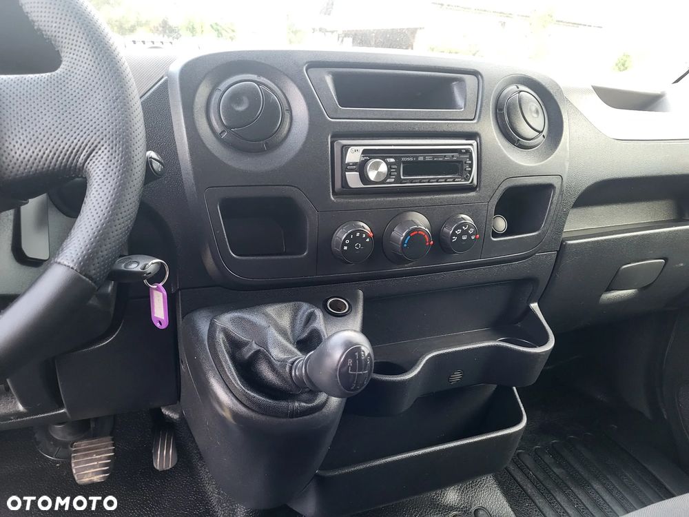 Renault Master - 10