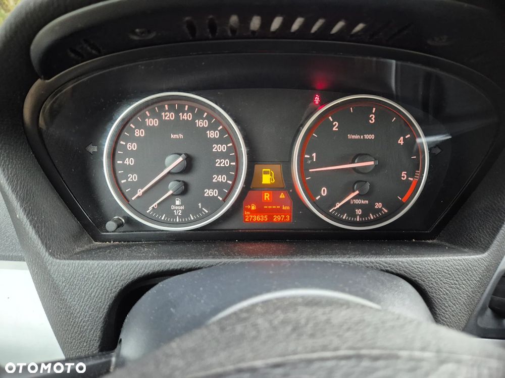 BMW X5 xDrive35d - 16