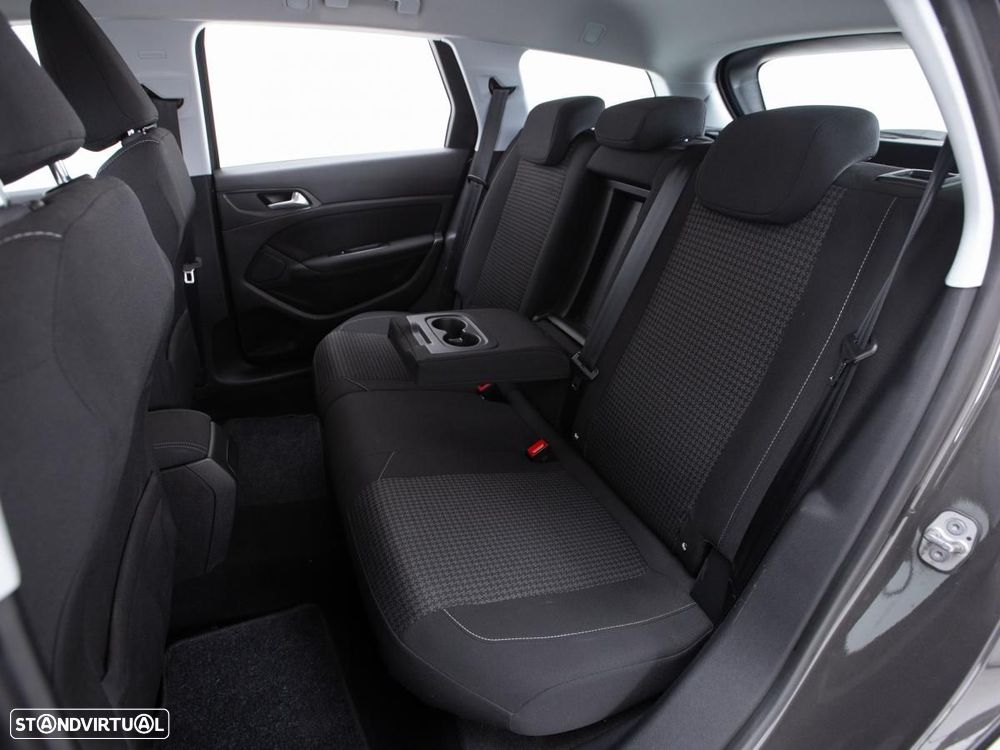 Peugeot 308 SW - 10