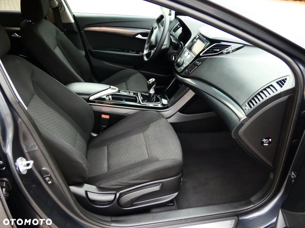 Hyundai i40 1.6 GDI Style - 13