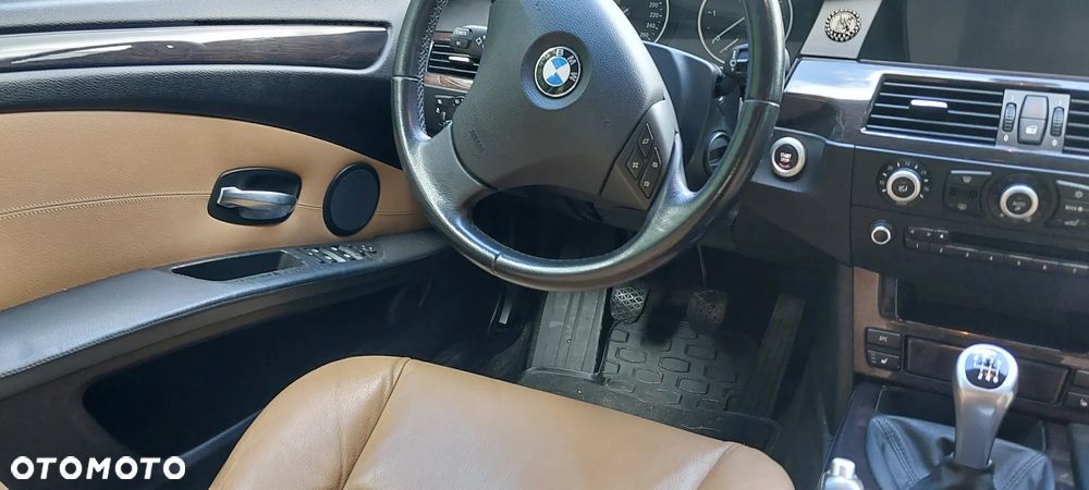 BMW Seria 5 - 16